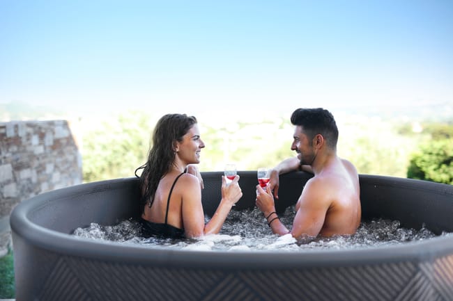 Spa gonflable Mono 6 Places – Wifi